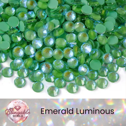 Emerald Luminous - Glass Flatback Rhinestone