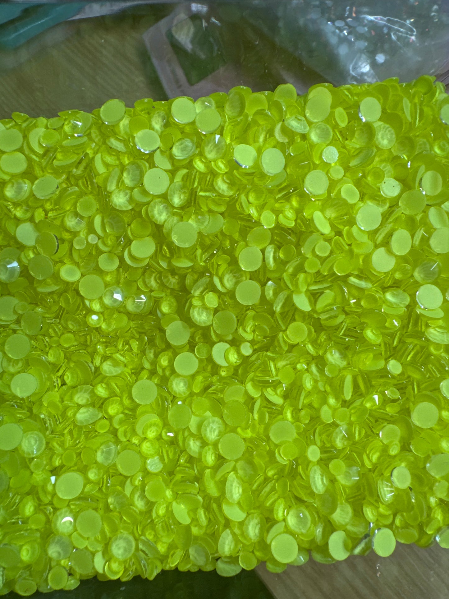 Neons - Live Bling Scoops