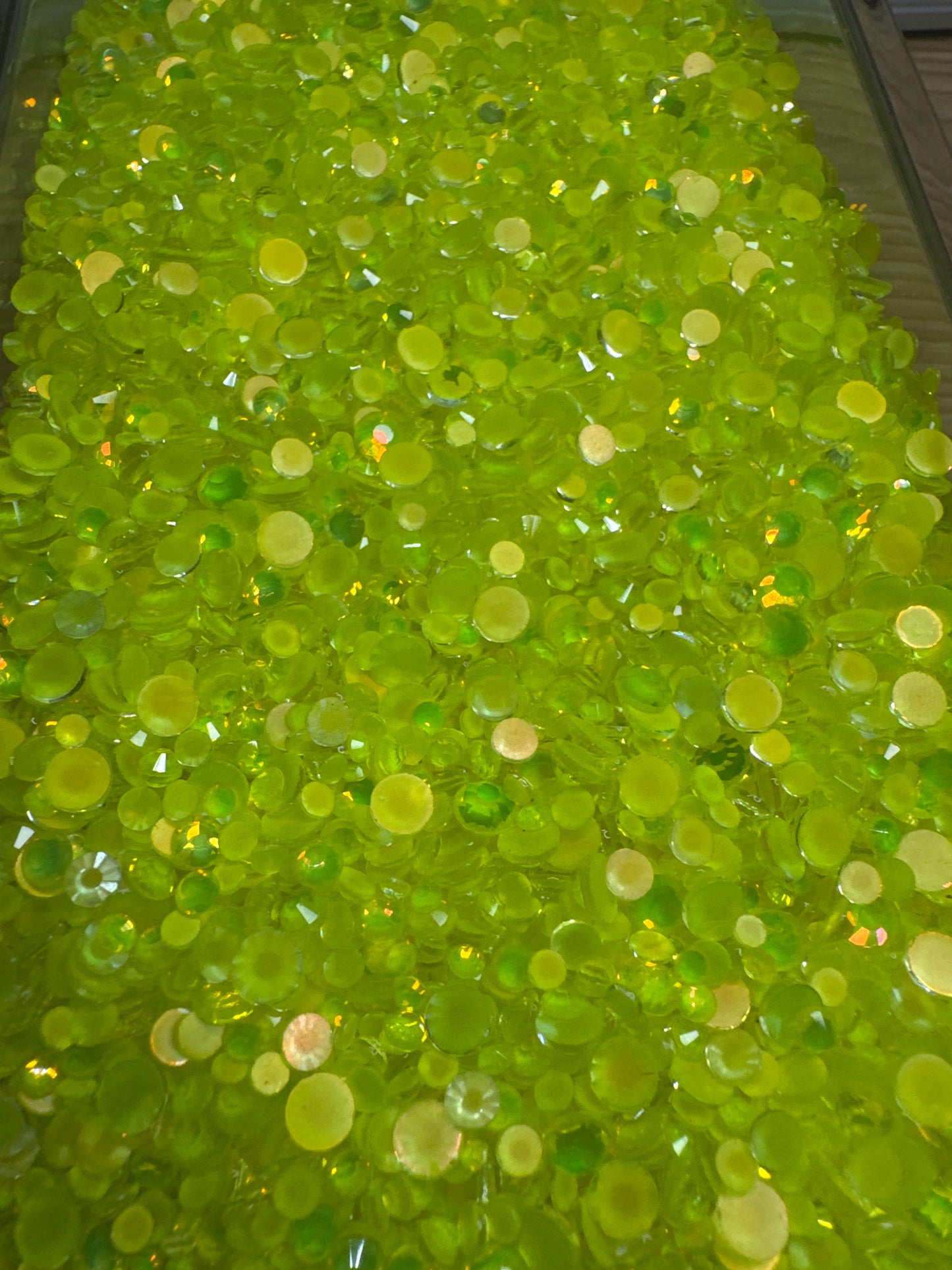 Neon Opal - Live Bling Scoops