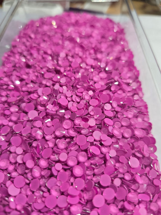 Live Bling Scoops - Light Amethyst Neon Scatter Mix ss6-ss20